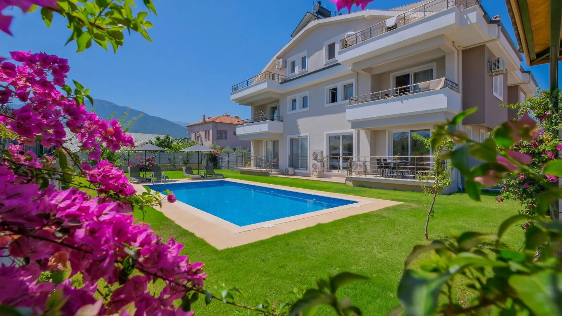 Pineapart-1 With Pool And Big Garden Fethiye
